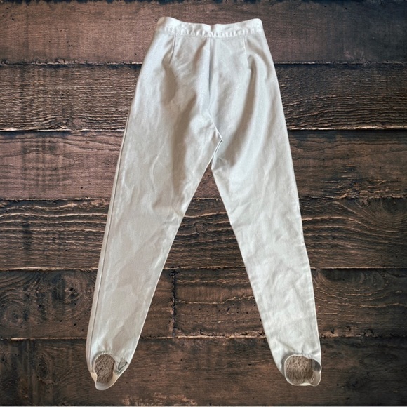 David David High-Waisted Silver Metallic Stirrup Pants Women’s Size 4. - Picture 12 of 16